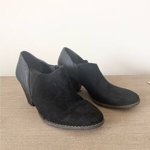Dr. Scholl's Charlie Ankle Boot in Black Faux Suede Size 10